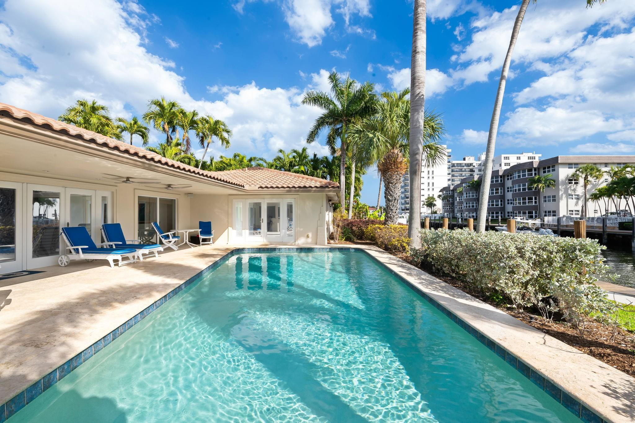 THE LANDINGS FIRST - Residential