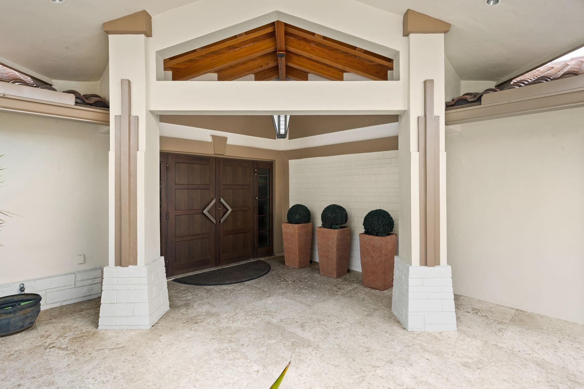 THE LANDINGS FIRST - Residential