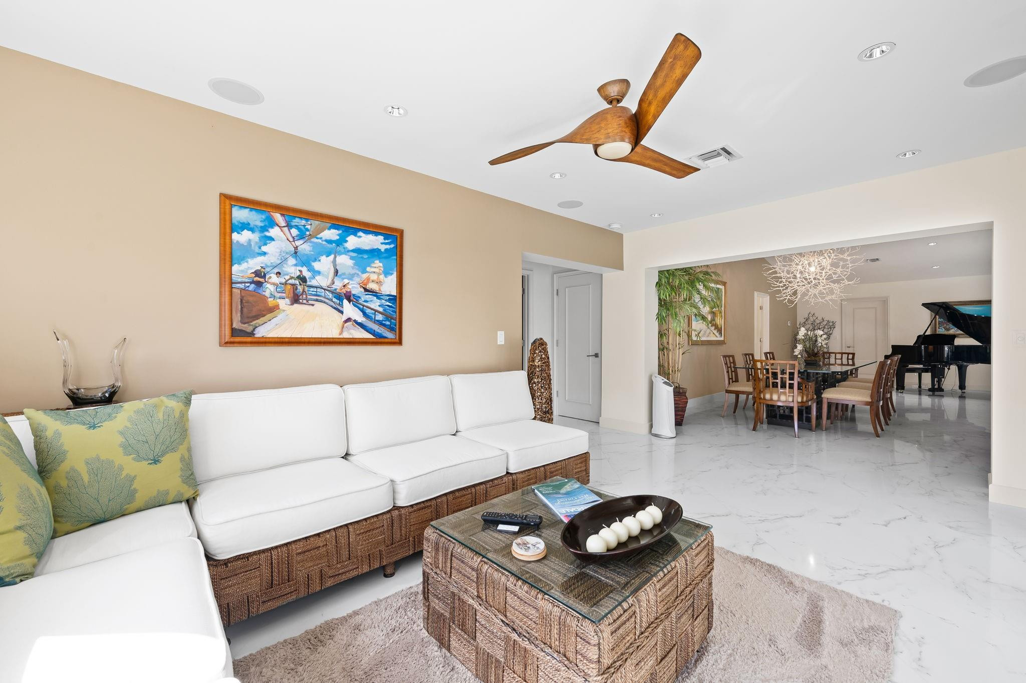 THE LANDINGS FIRST - Residential