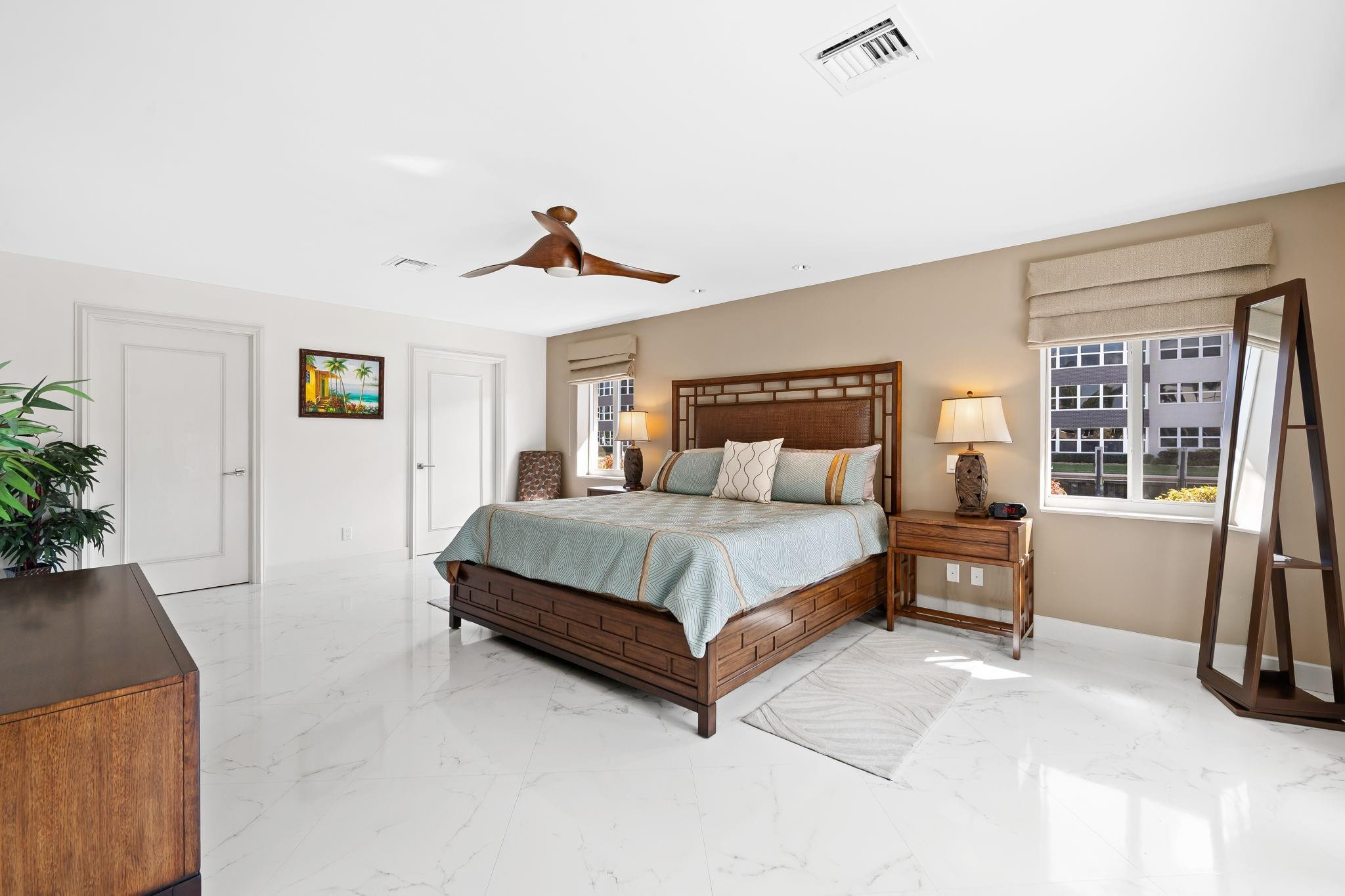 THE LANDINGS FIRST - Residential