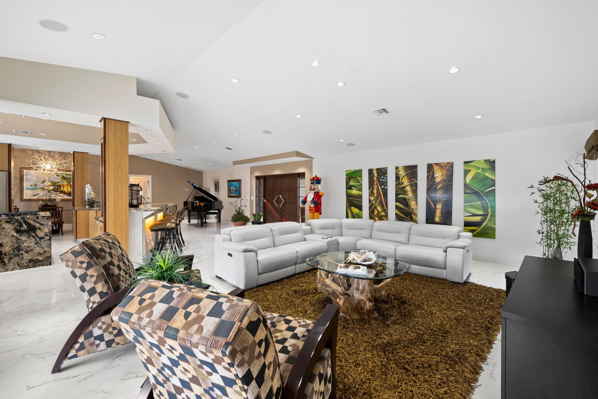 THE LANDINGS FIRST - Residential