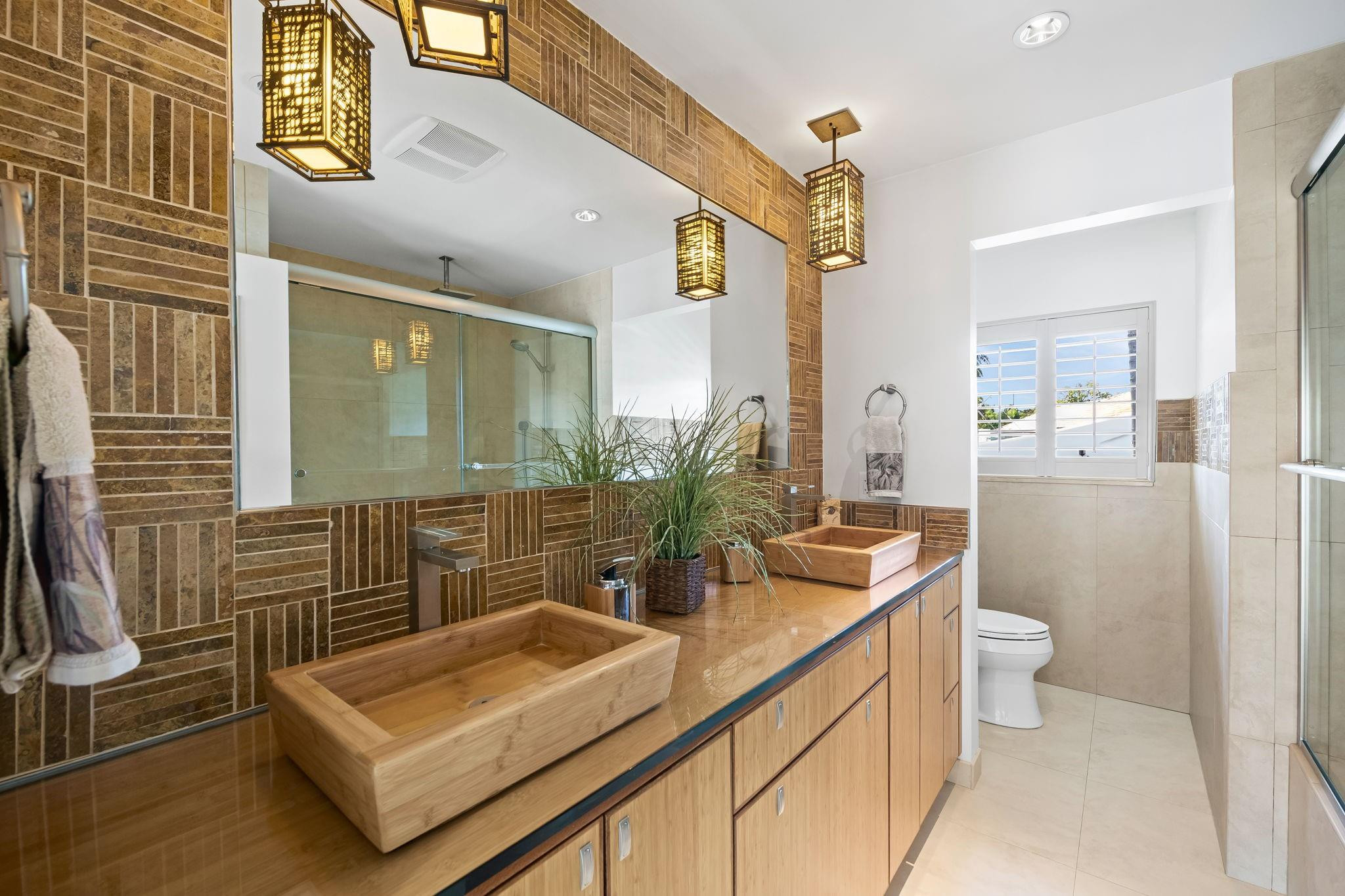 THE LANDINGS FIRST - Residential