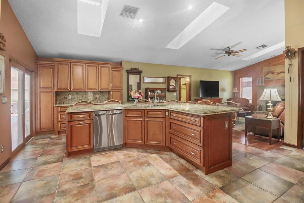 Photo of 655 Oleaster Avenue, Wellington, FL 33414 (MLS # R10972110)