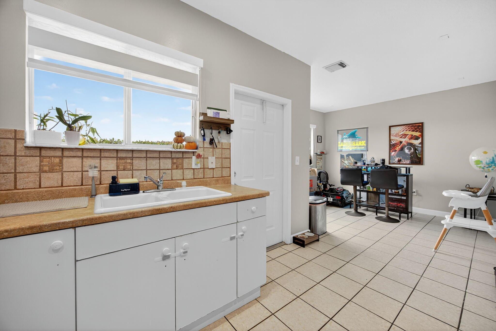 SILVER PALM HOMES - Residential