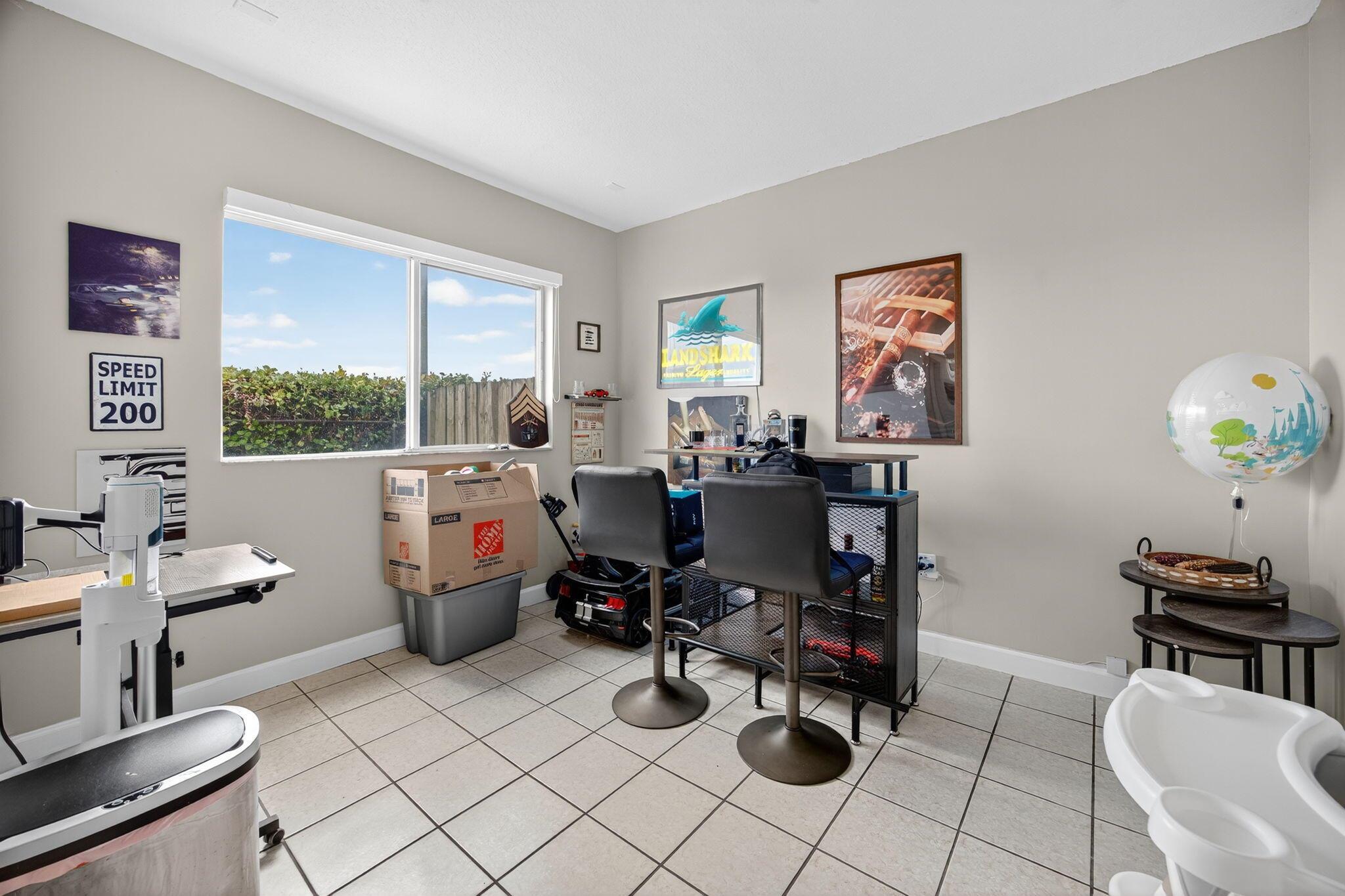 SILVER PALM HOMES - Residential