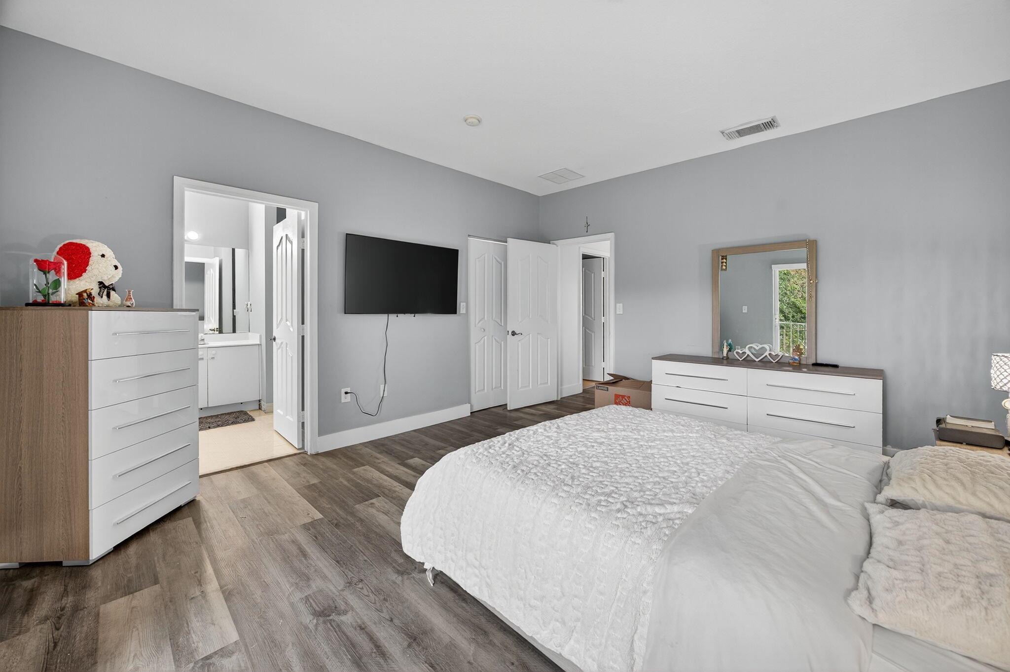 SILVER PALM HOMES - Residential