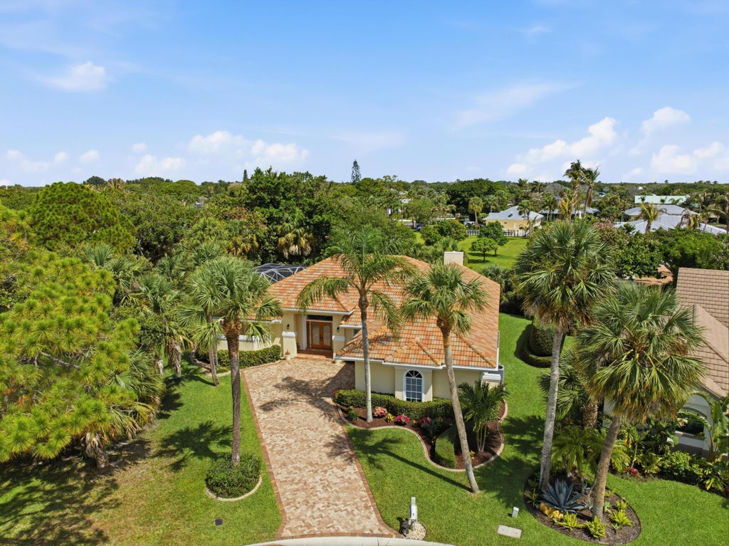 Photo of 9352 SE Mystic Cove Terrace SE, Hobe Sound, FL 33455 (MLS # B26034729)