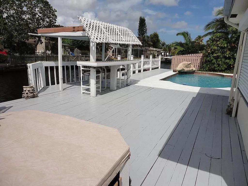 ROYAL PALM ACRES FIRST SE - Residential