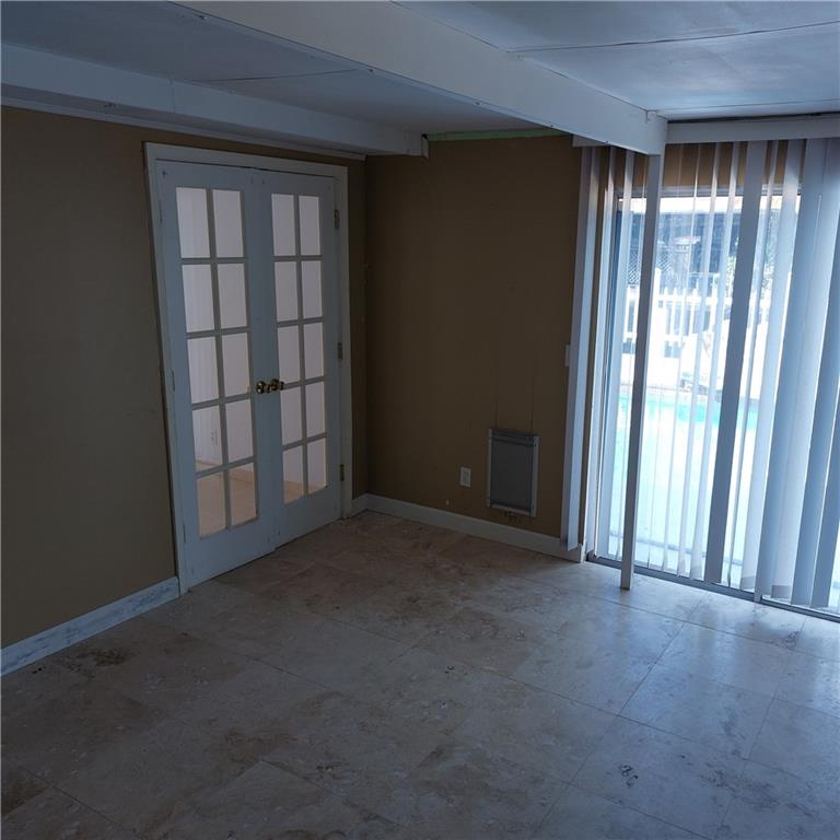 ROYAL PALM ACRES FIRST SE - Residential