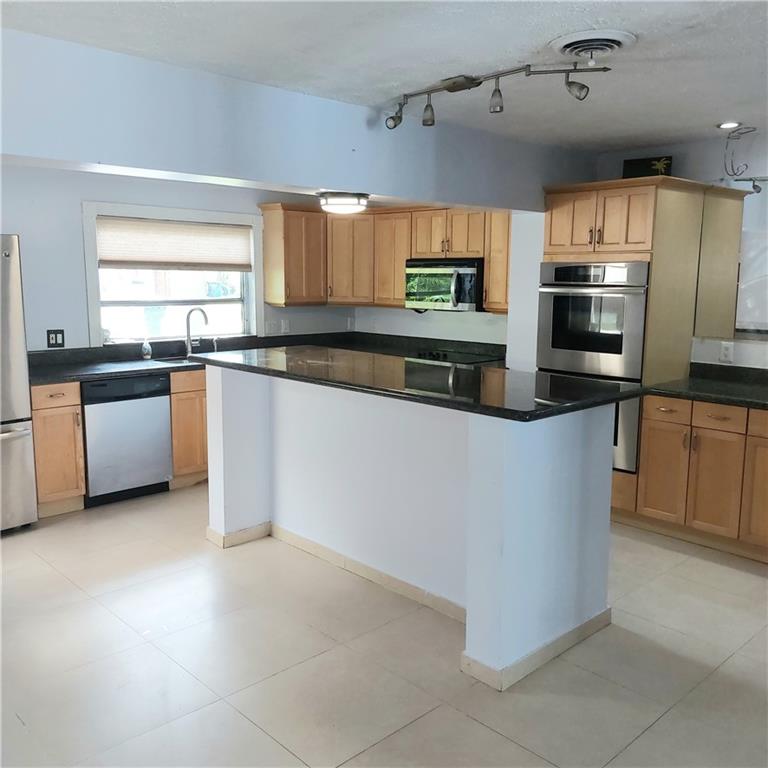 ROYAL PALM ACRES FIRST SE - Residential