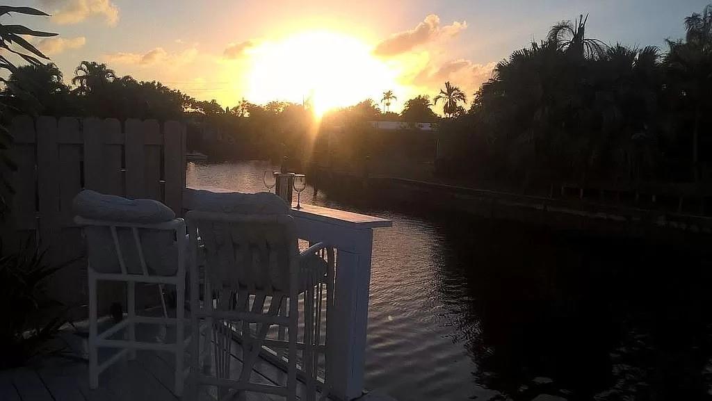 ROYAL PALM ACRES FIRST SE - Residential