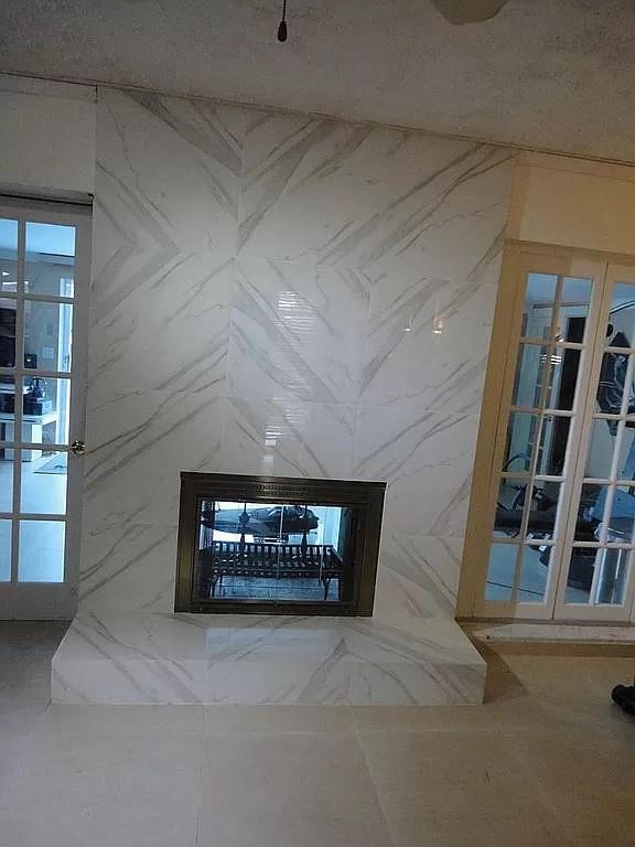 ROYAL PALM ACRES FIRST SE - Residential