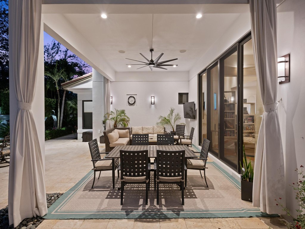 RIO VISTA - Residential