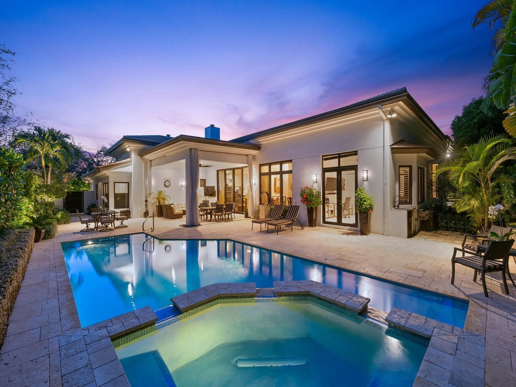 RIO VISTA - Residential