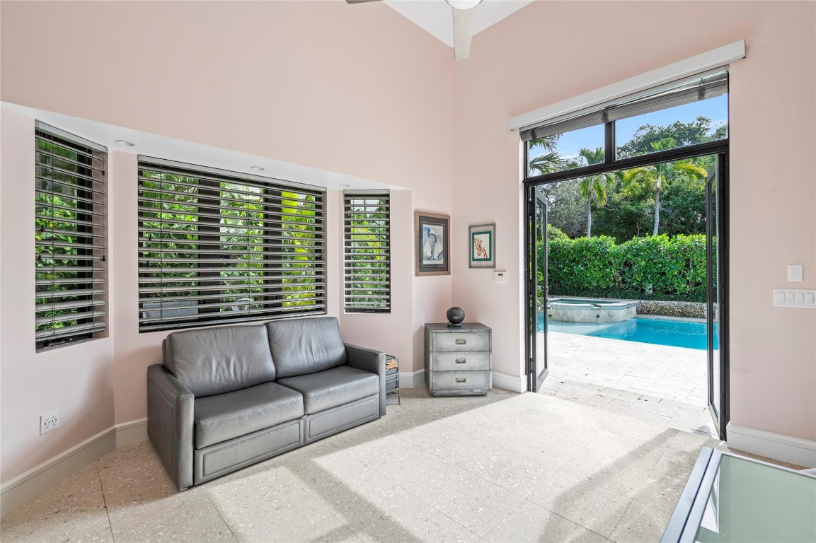 RIO VISTA - Residential