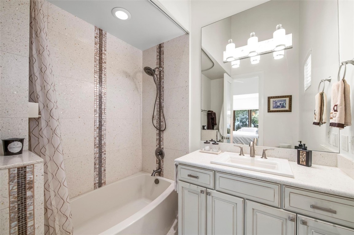 RIO VISTA - Residential