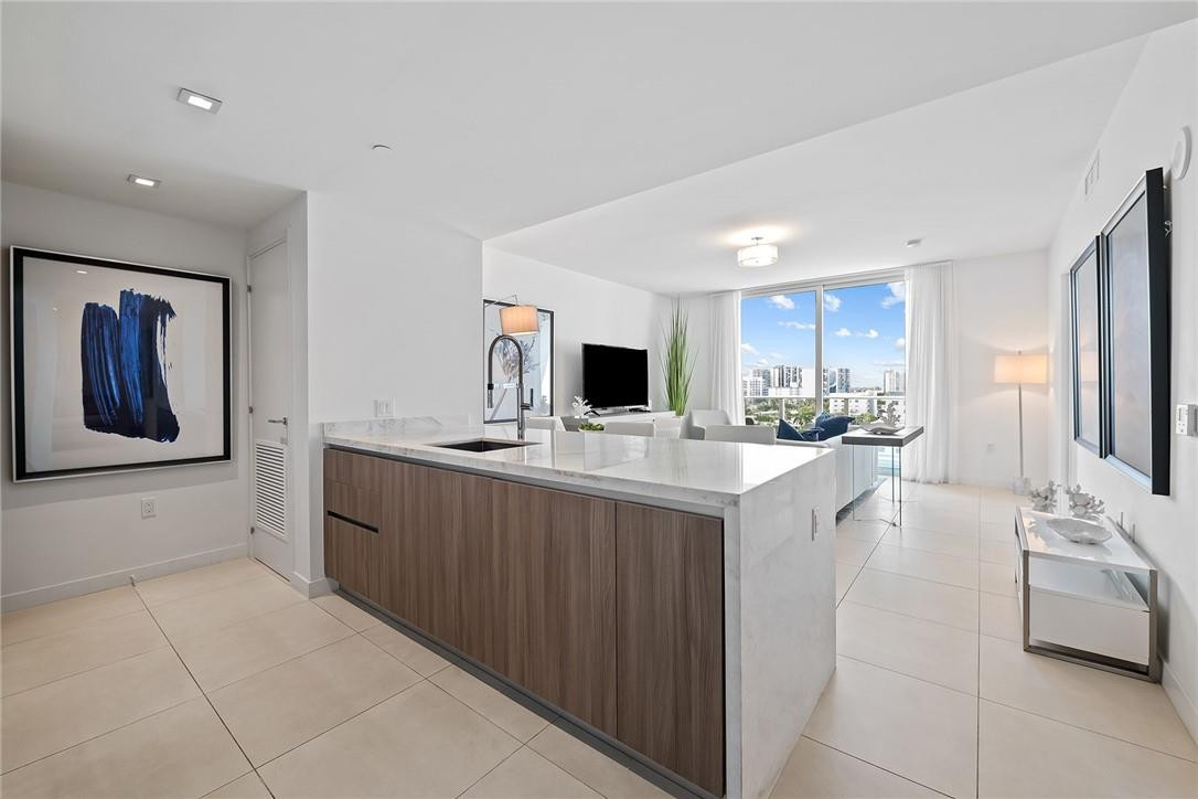 TIFFANY HOUSE - Residential