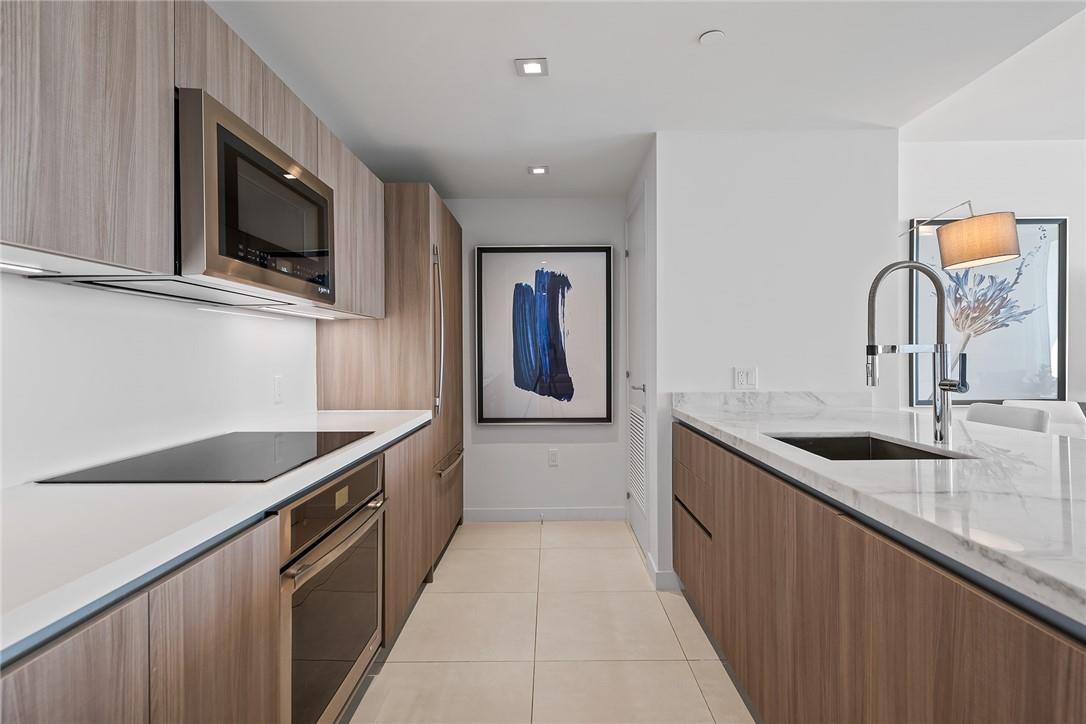 TIFFANY HOUSE - Residential