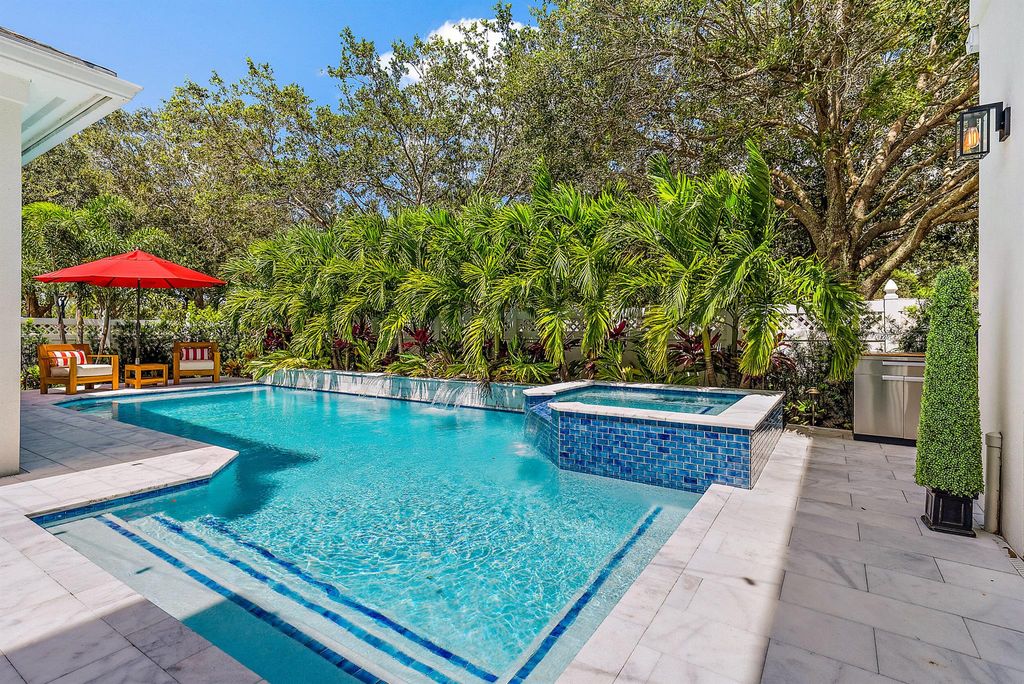 Photo of 1361 Islamorada Drive, Jupiter, FL 33458 (MLS # R10919117)