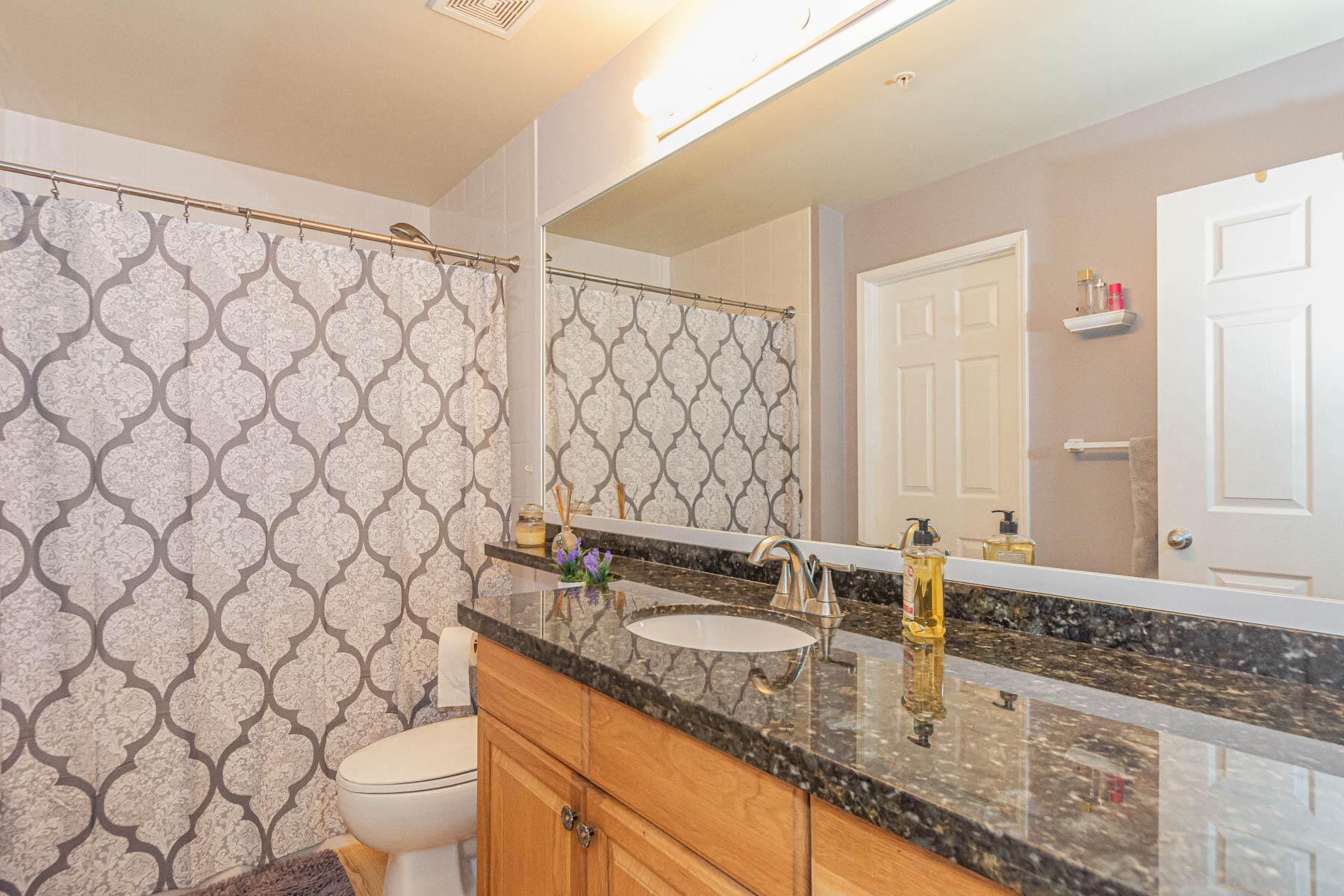 COURTYARDS IN CITYPLACE C - Residential