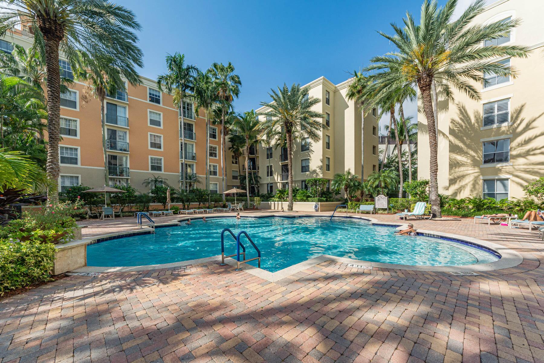 COURTYARDS IN CITYPLACE C - Residential