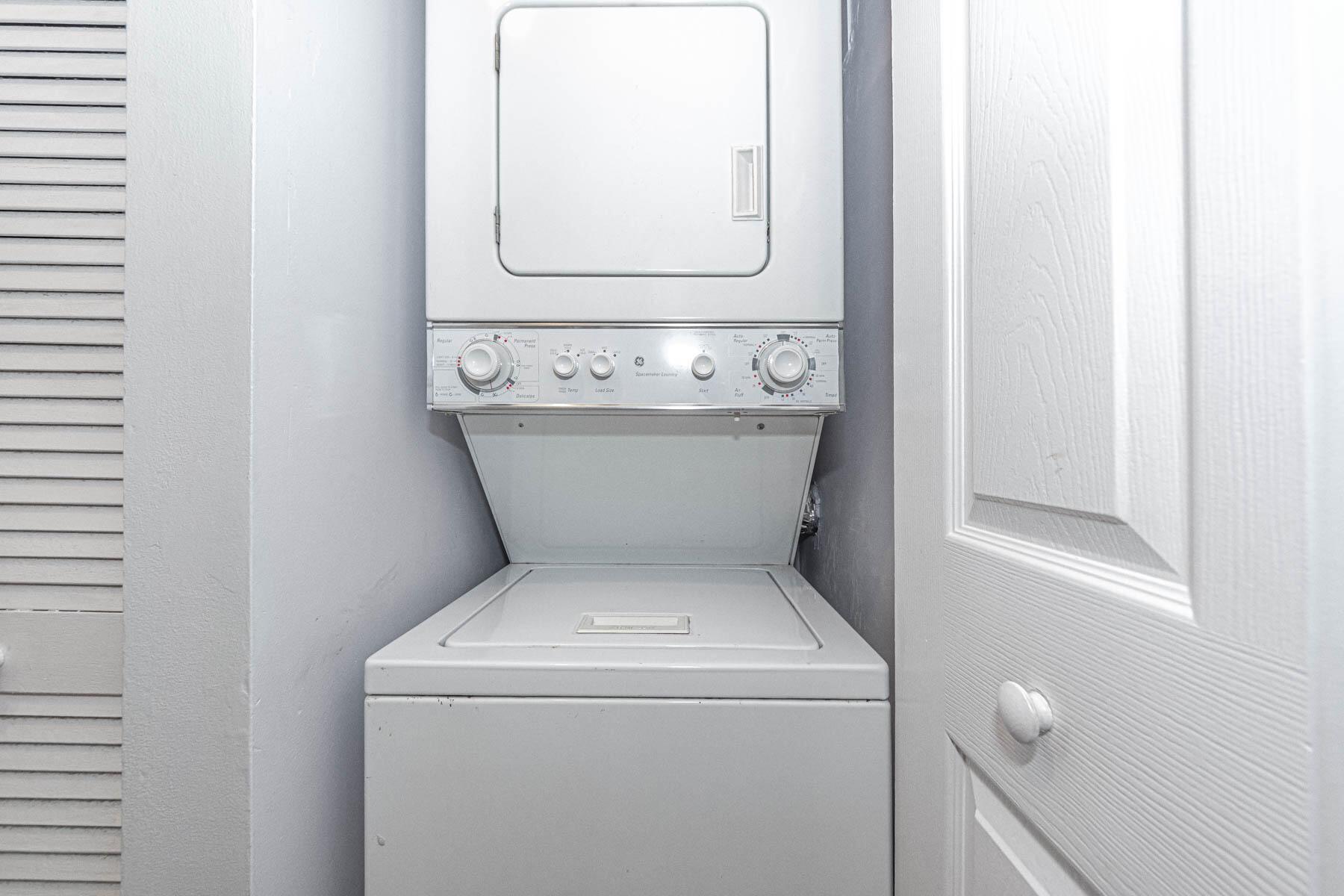 COURTYARDS IN CITYPLACE C - Residential