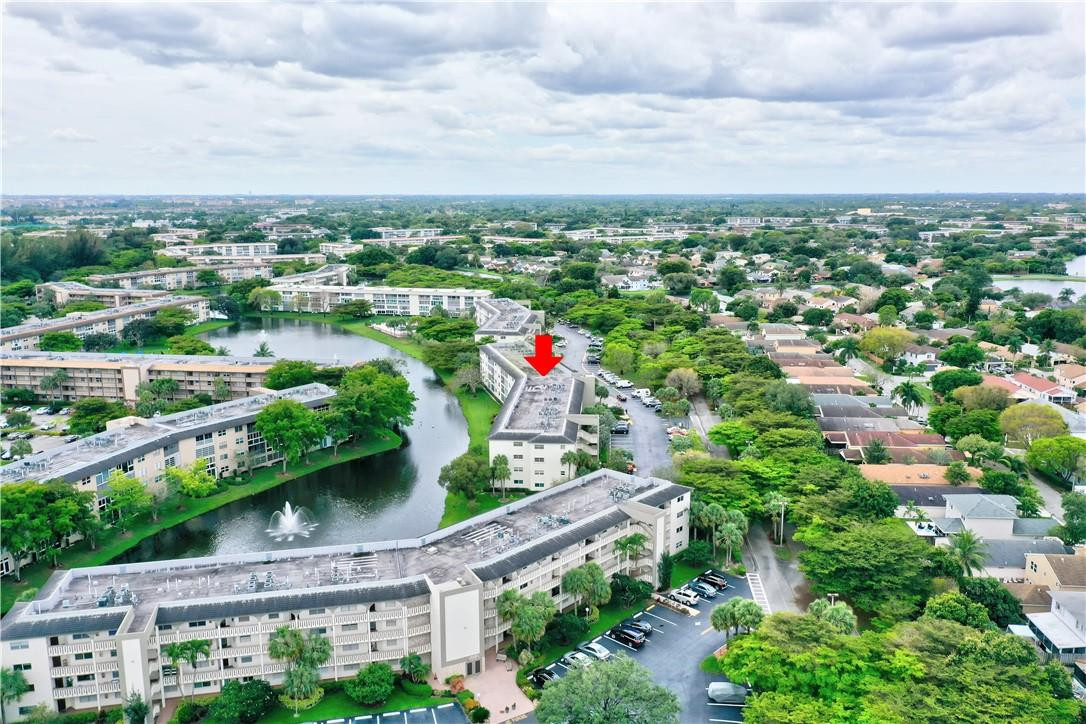 WYNMOOR VILLAGE - Residential