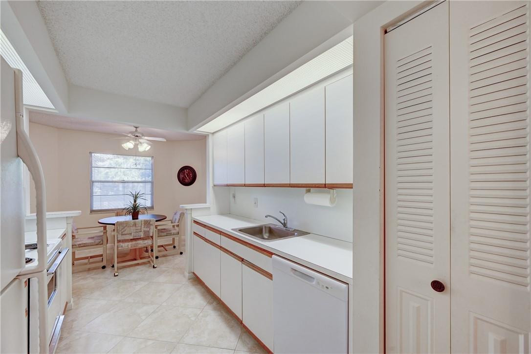 WYNMOOR VILLAGE - Residential