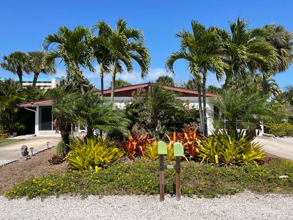 Photo of 452 Granada Street, Fort Pierce, FL 34949 (MLS # R10806099)