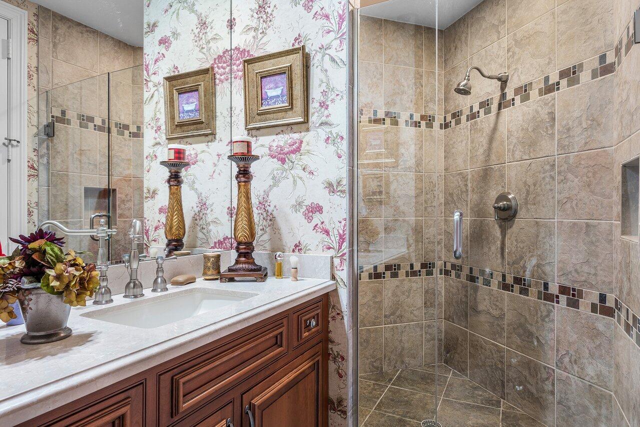 TESORO PLAT NO 3 - Residential