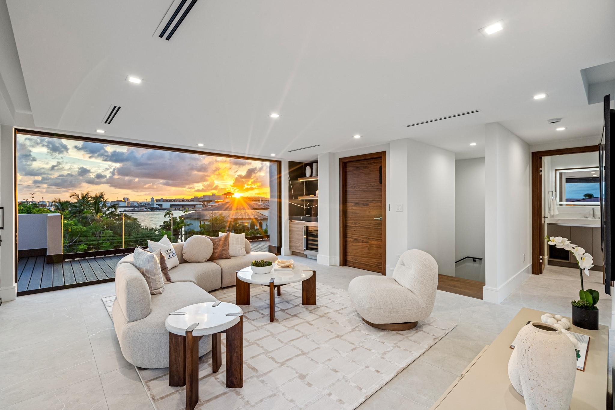 Harbour Heights Add 35-21 - Residential