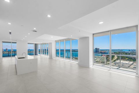 220 Lake Shore Drive 2012 Lake Park FL 33403