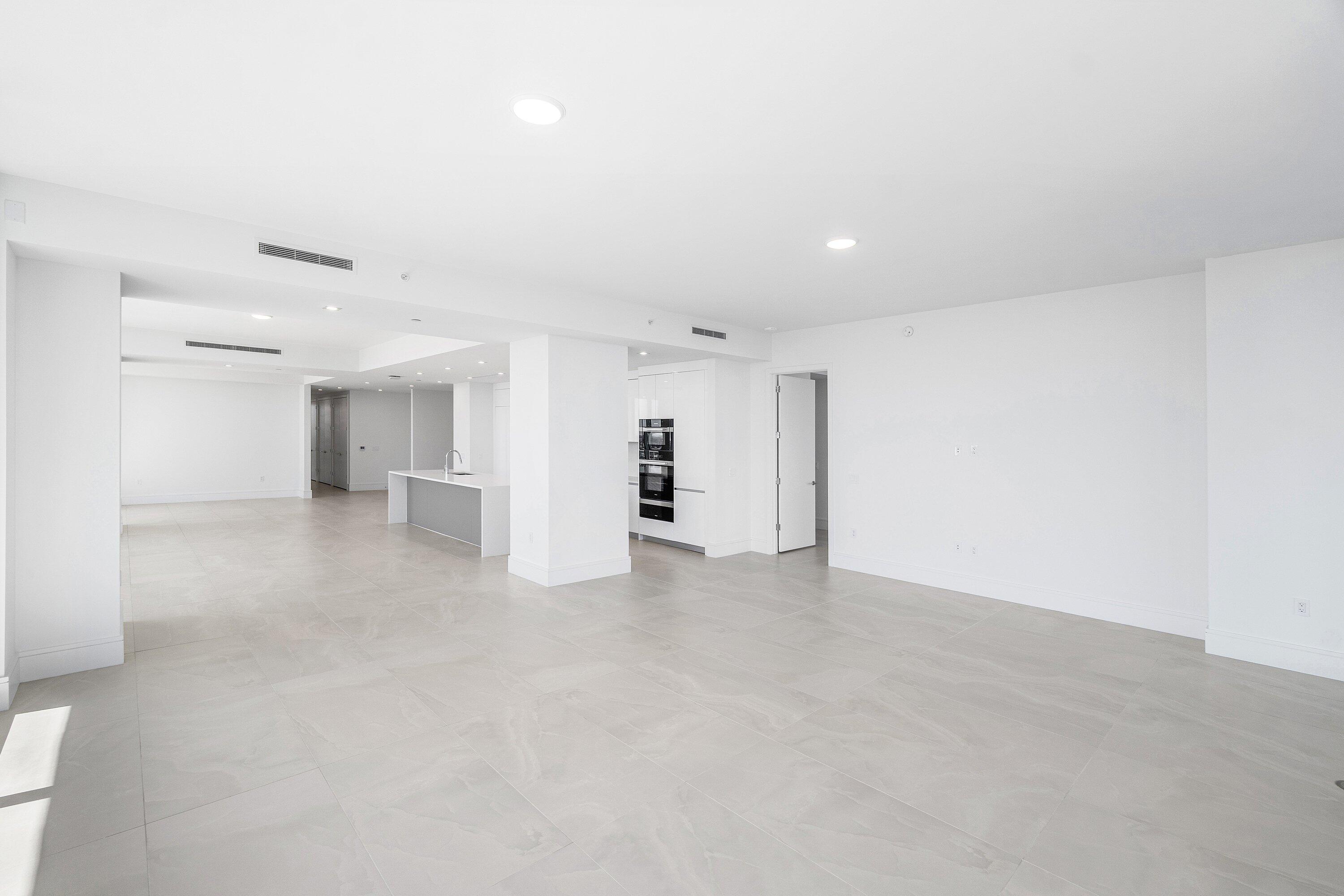 Nautilus 220 Condominium - Residential