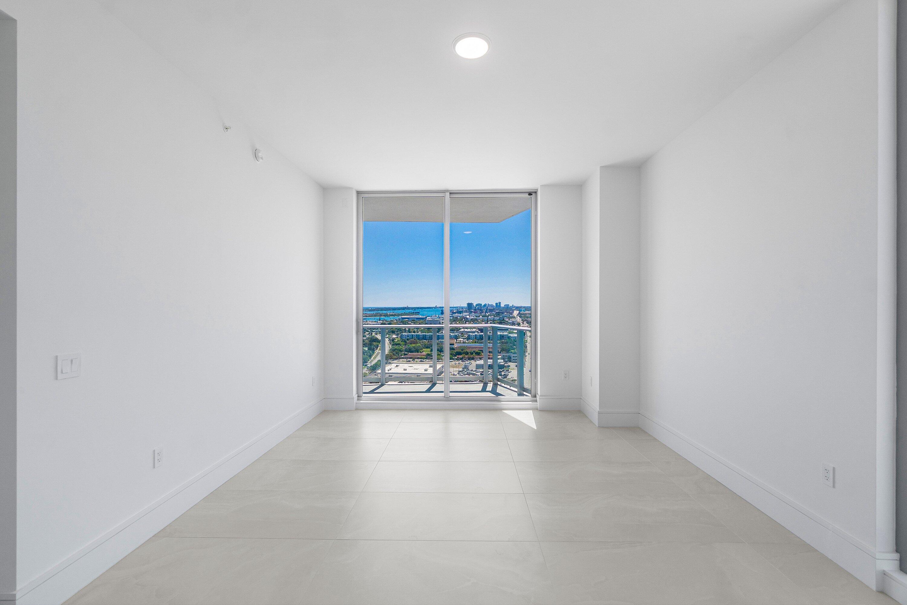 Nautilus 220 Condominium - Residential