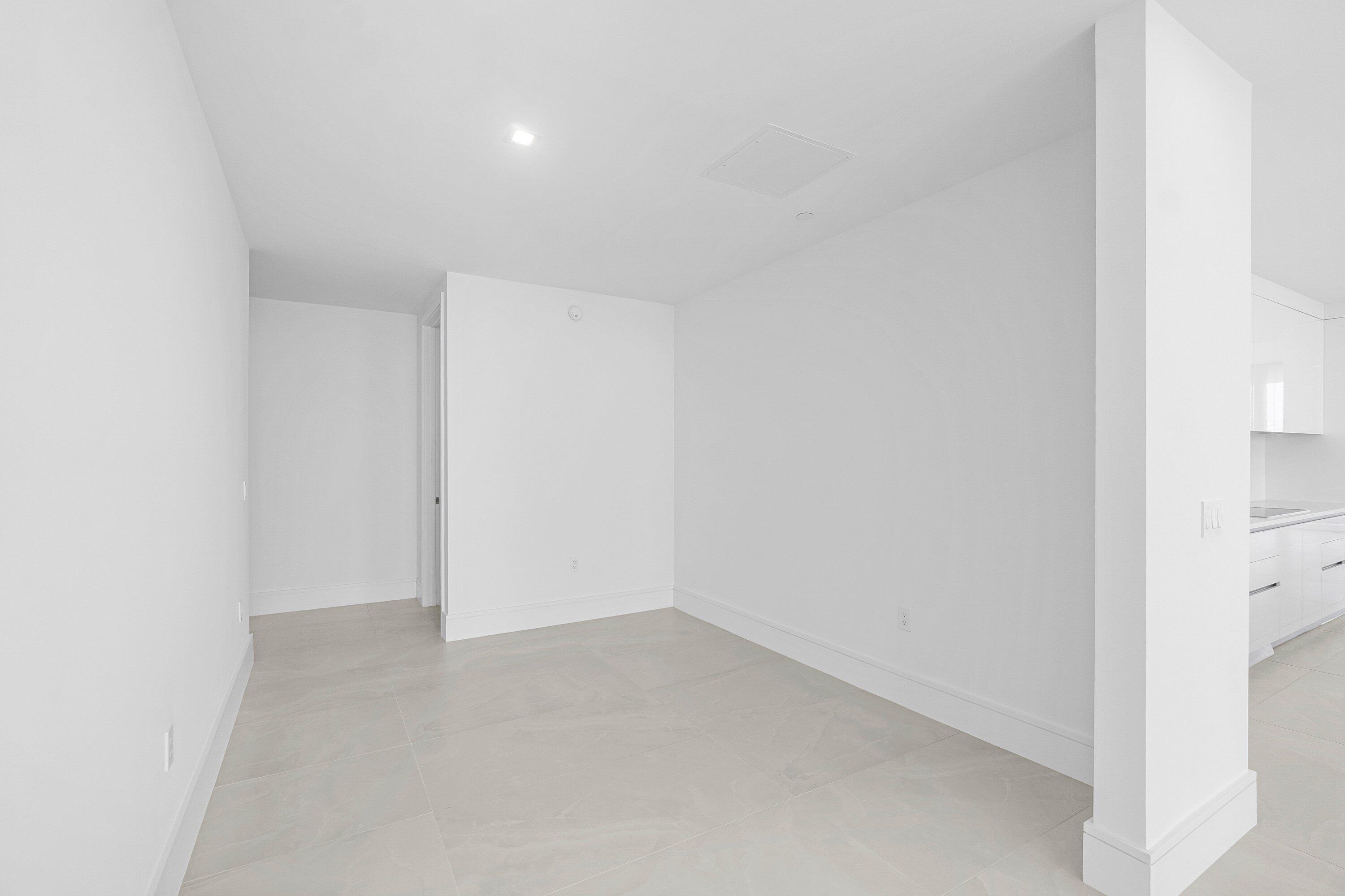 Nautilus 220 Condominium - Residential