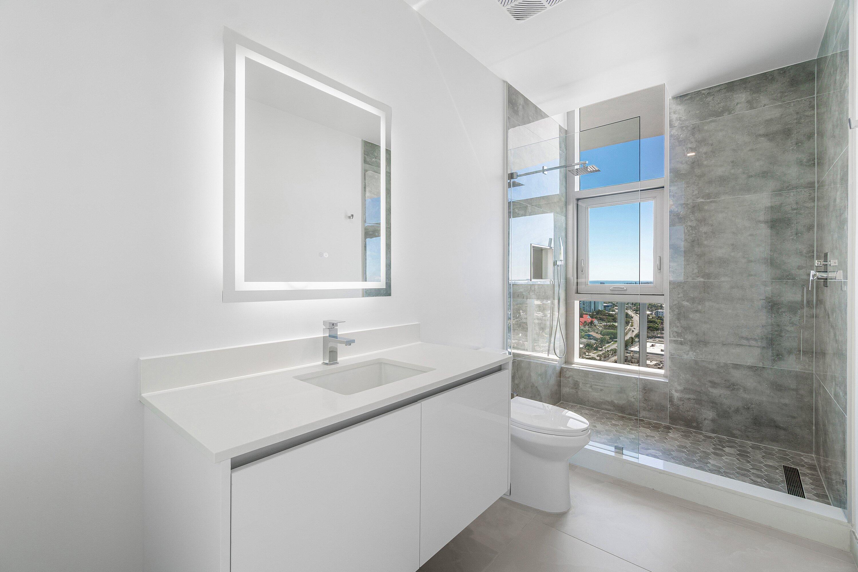 Nautilus 220 Condominium - Residential