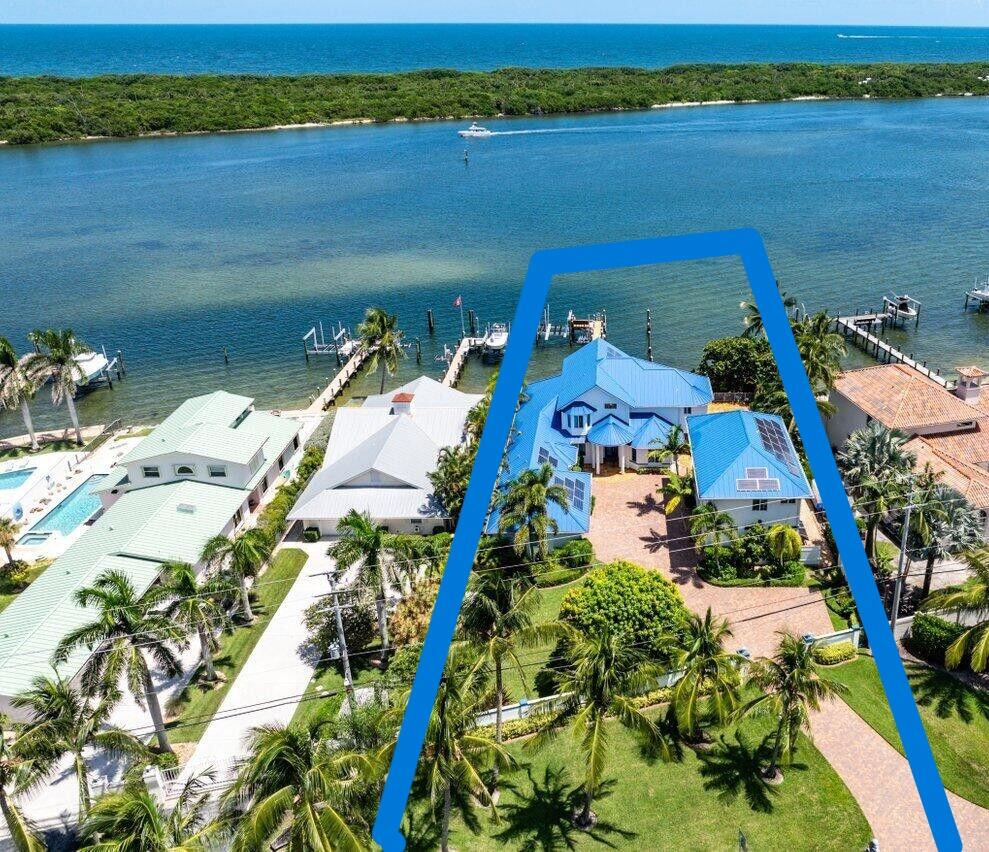Photo of 18375 SE Federal Highway, Jupiter, FL 33469 (MLS # R11067065)