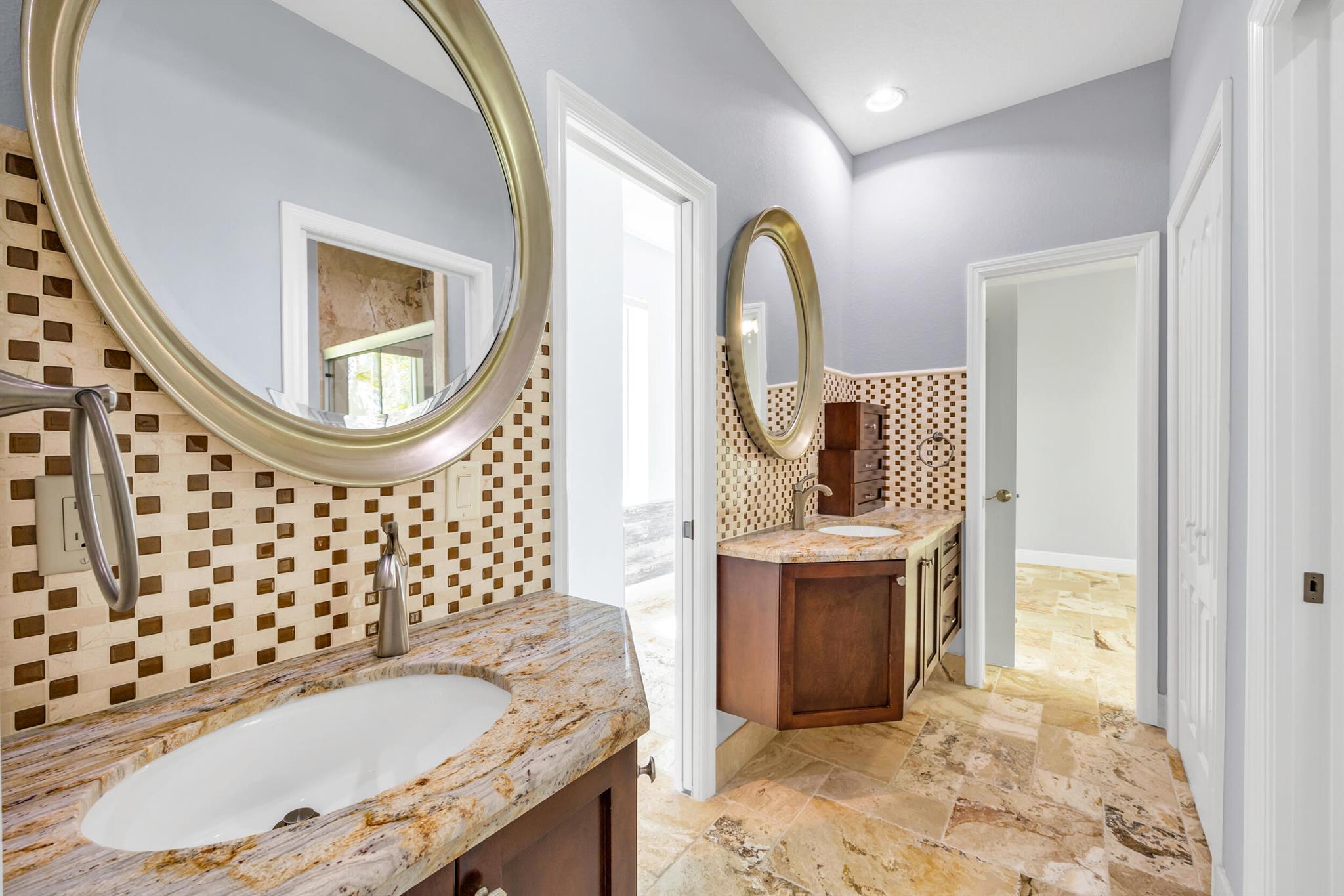 SANDY DEPTHS - Residential