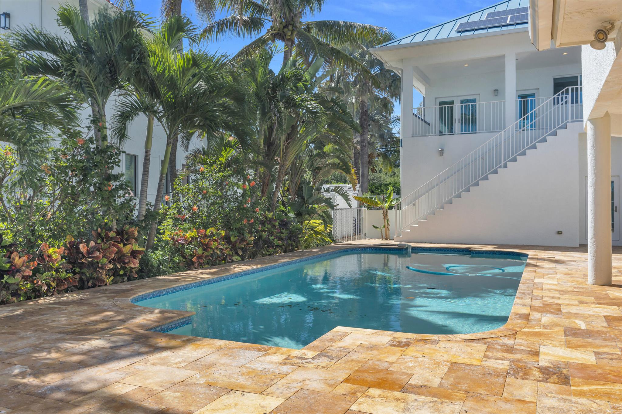 SANDY DEPTHS - Residential