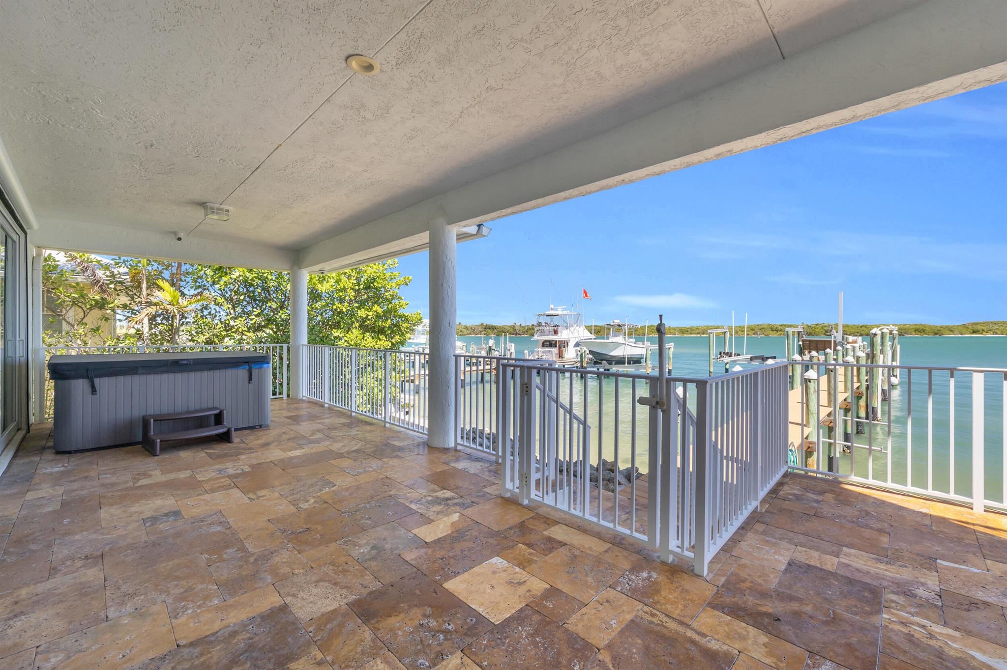 SANDY DEPTHS - Residential