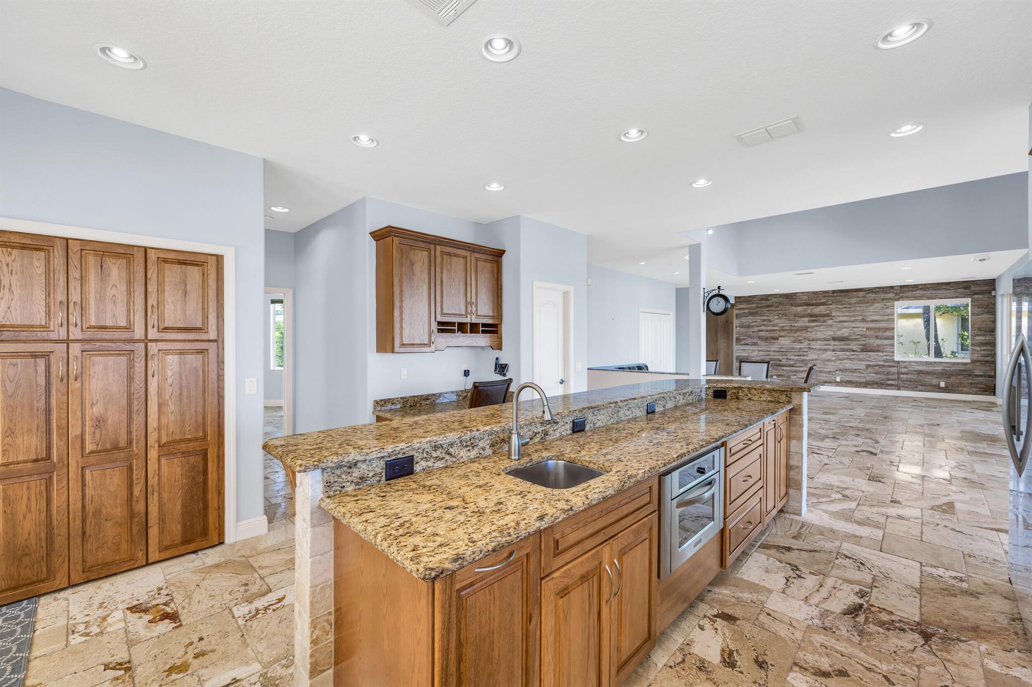 SANDY DEPTHS - Residential