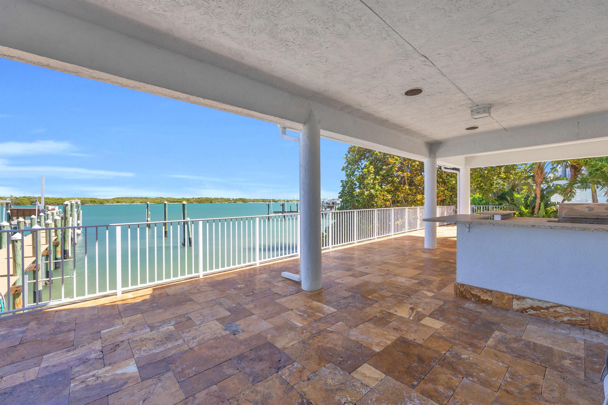 SANDY DEPTHS - Residential