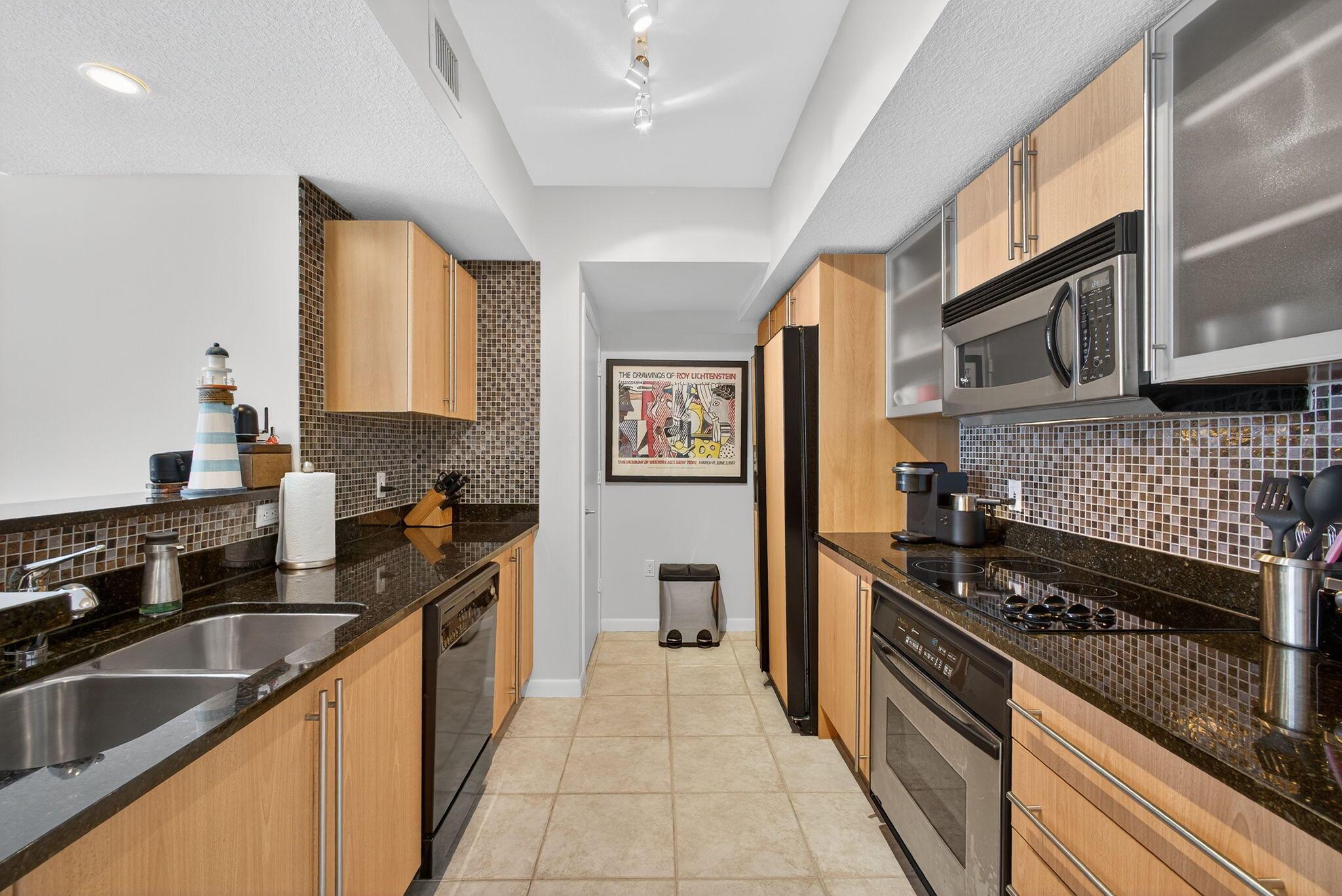 SLADE CONDO - Residential Lease