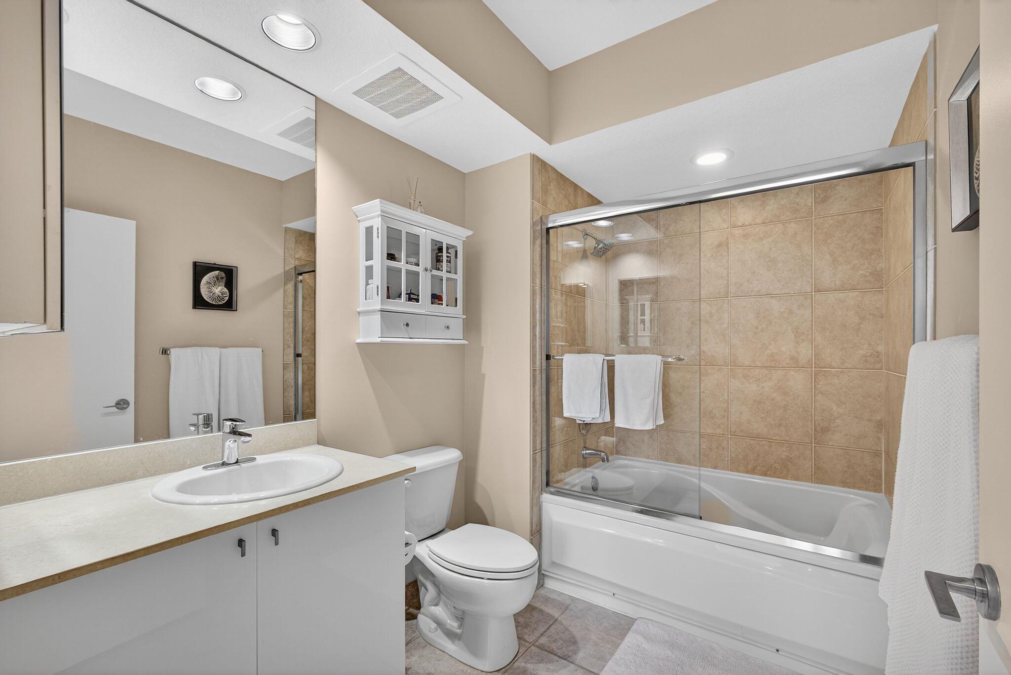 SLADE CONDO - Residential Lease