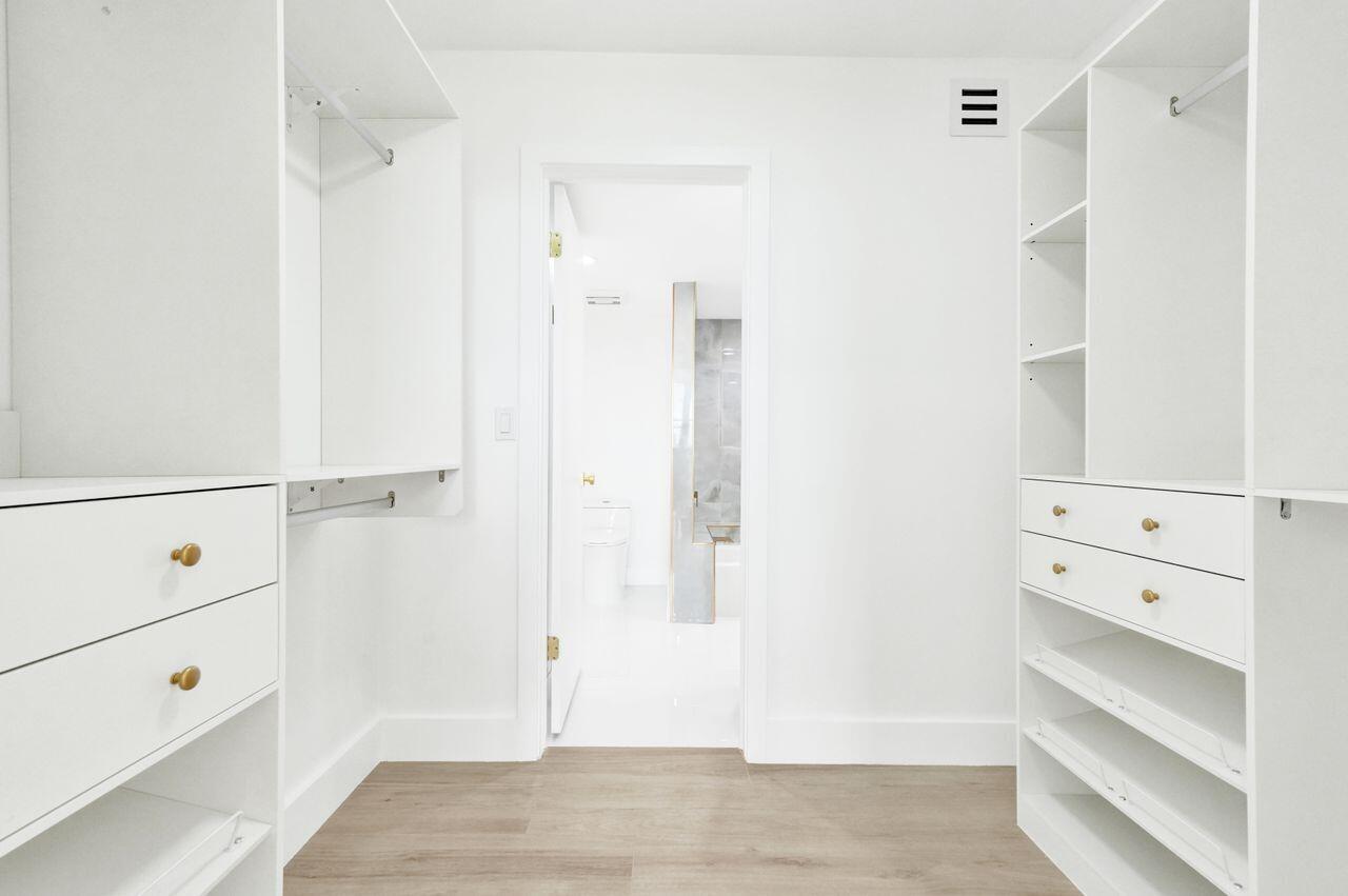 OLD PORT COVE CONDO FIVE - Residential