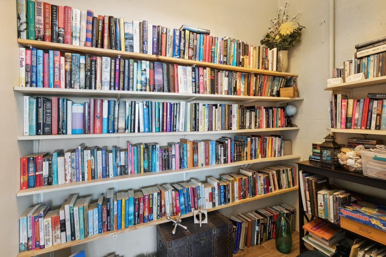 OLD PORT COVE CONDO FIVE - Residential