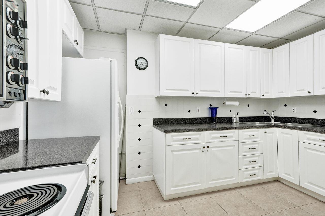 OLD PORT COVE CONDO FIVE - Residential