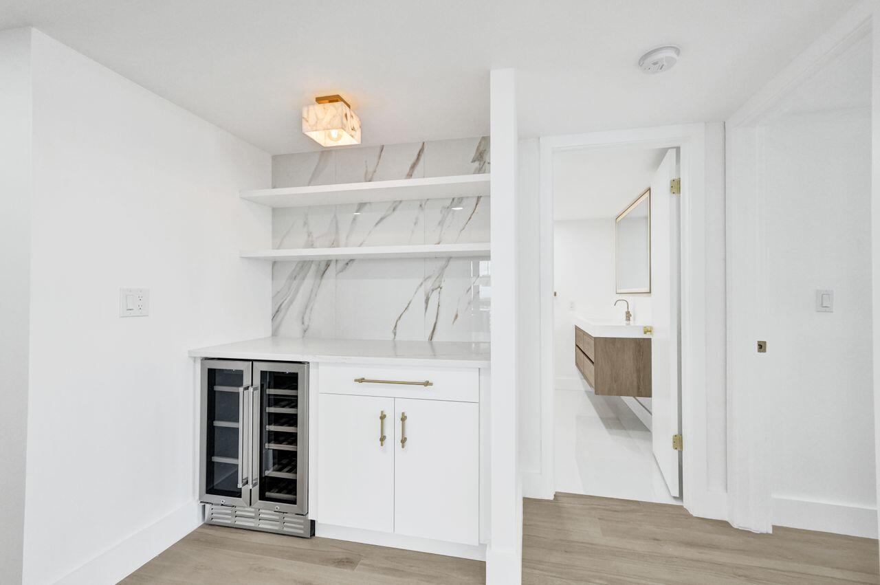 OLD PORT COVE CONDO FIVE - Residential