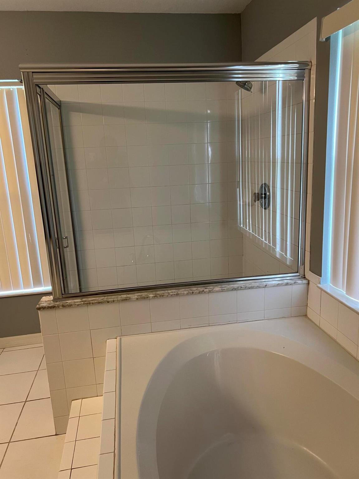 PORT ST LUCIE SECTION 9 - Residential Lease