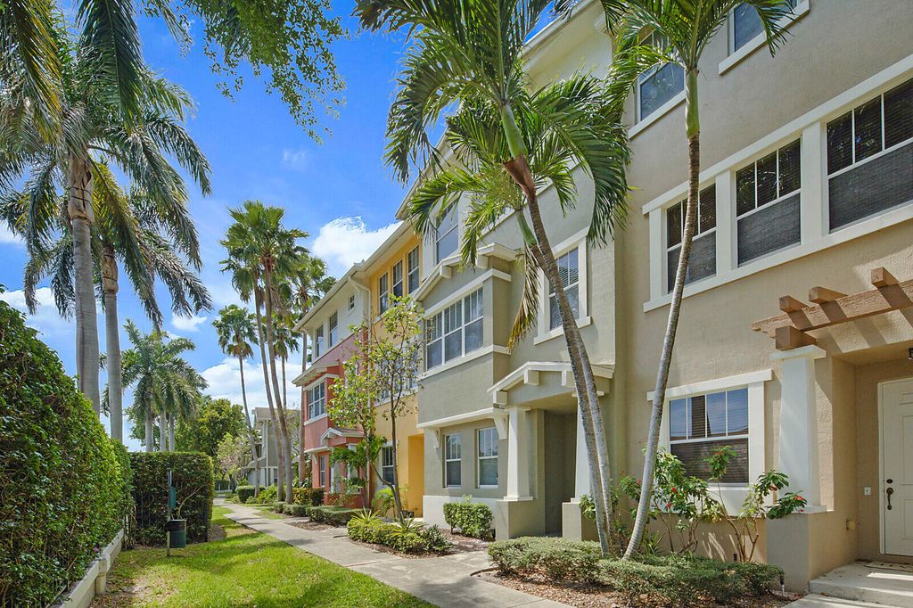Photo of 540 Amador Lane #3, West Palm Beach, FL 33401 (MLS # B26009007)
